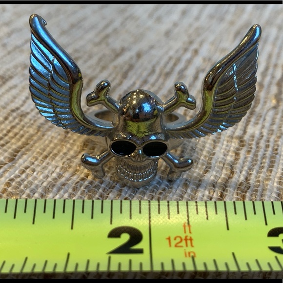 Huge & Wide Silver Skull w Wings Statement Cocktail Ring Size 7.5 - Picture 4 of 11